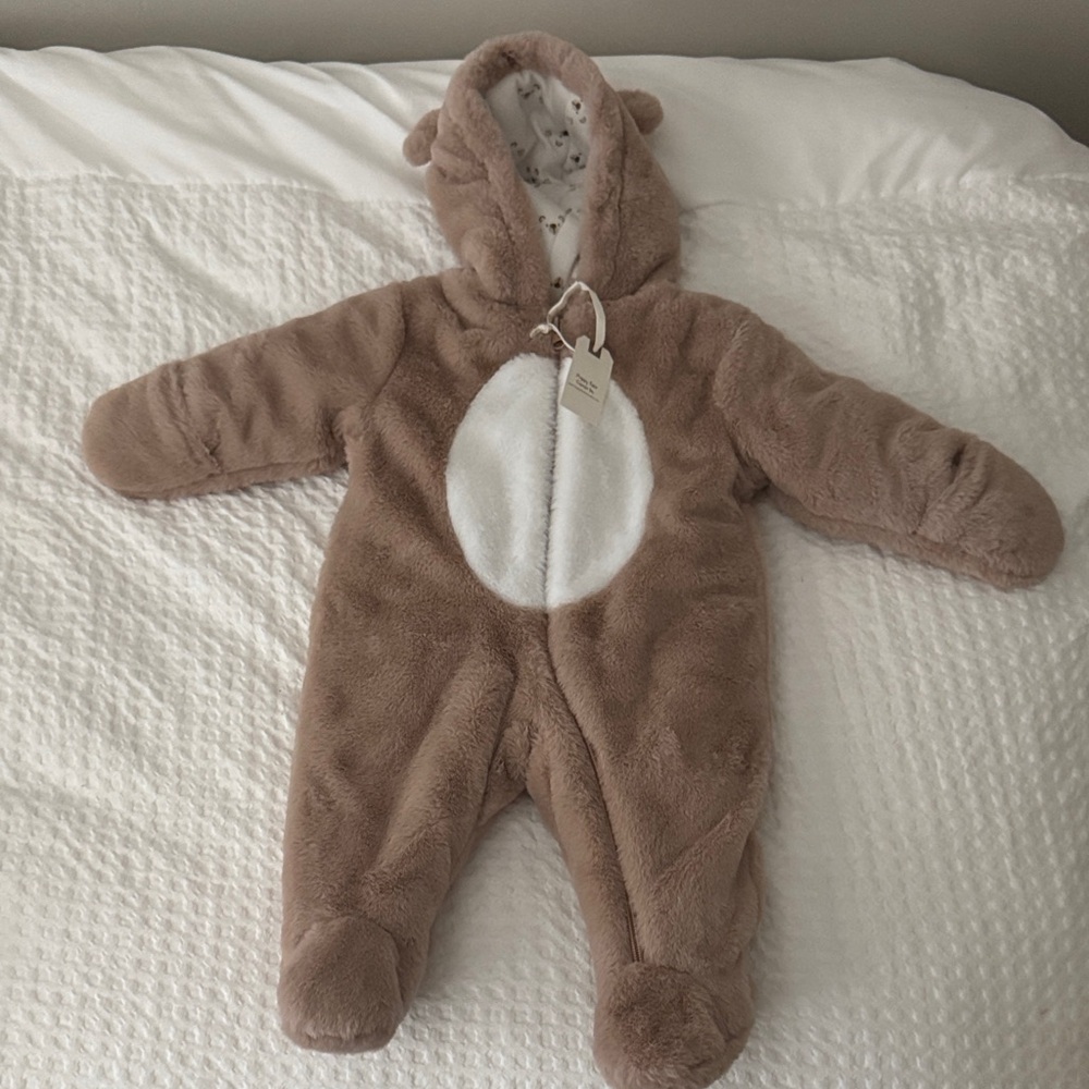 NWT Adorable Tan Bear Kids Footie